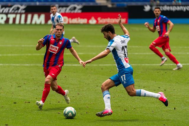 亚运会男篮决赛：菲律宾70-60战胜约旦夺冠